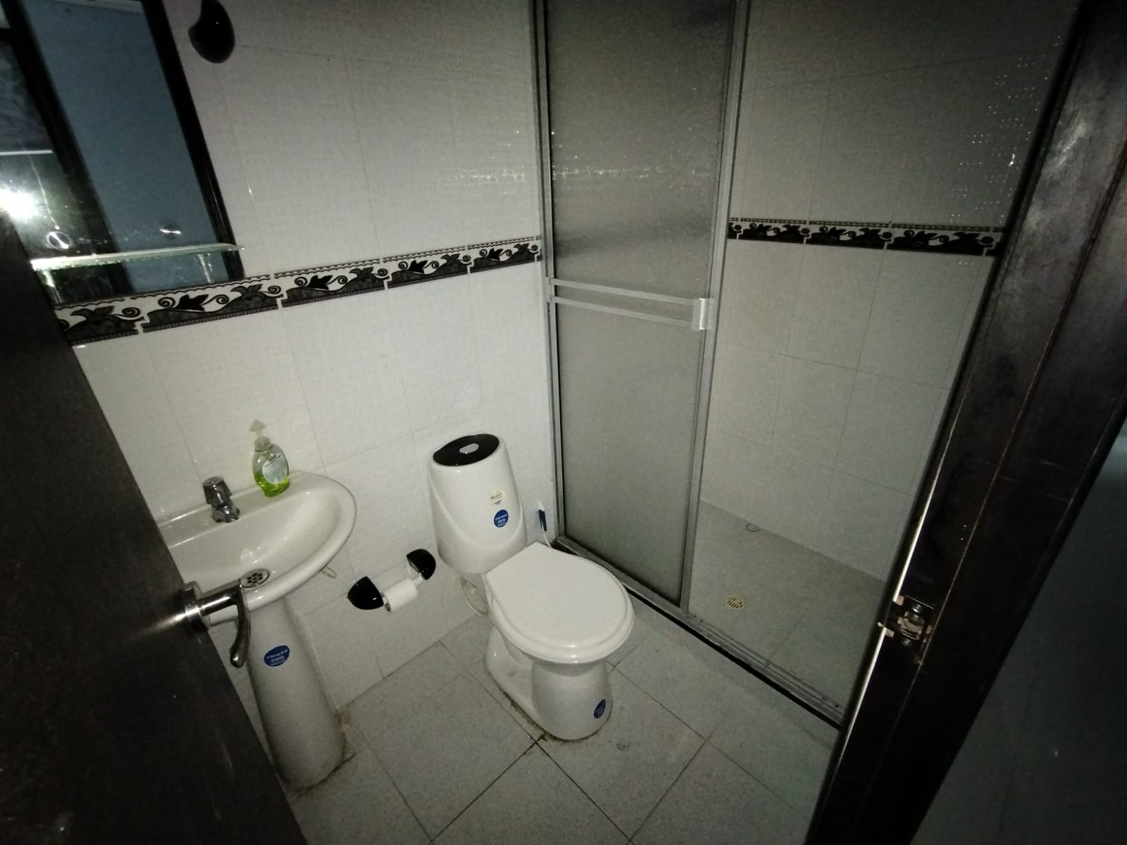 ARRIENDO APARTAMENTO DE TRES HABITACIONES